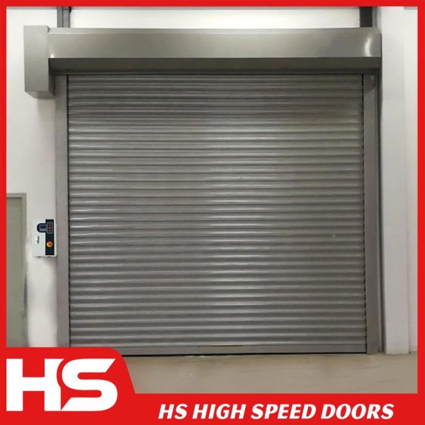 hs9000-cua-cuon-nhanh-2 Những lý do chính khiến cửa cuốn nhanh PVC được ưa chuộng